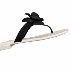 Authentic CHANEL Thongs
